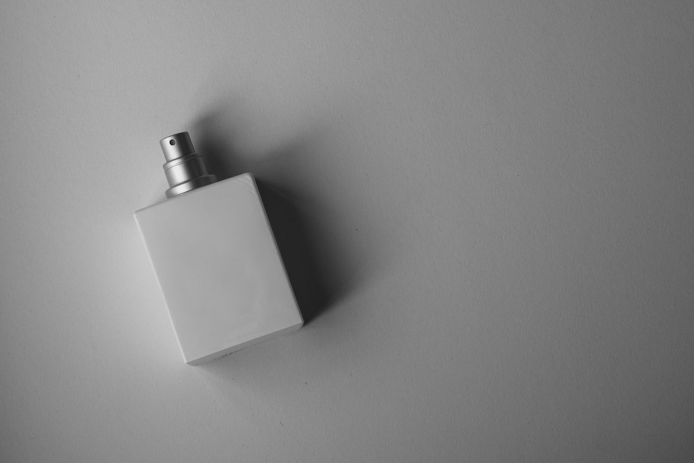 Alcohol-Free vs Alcohol-Based Perfume: Which Is Right for You? (2026)